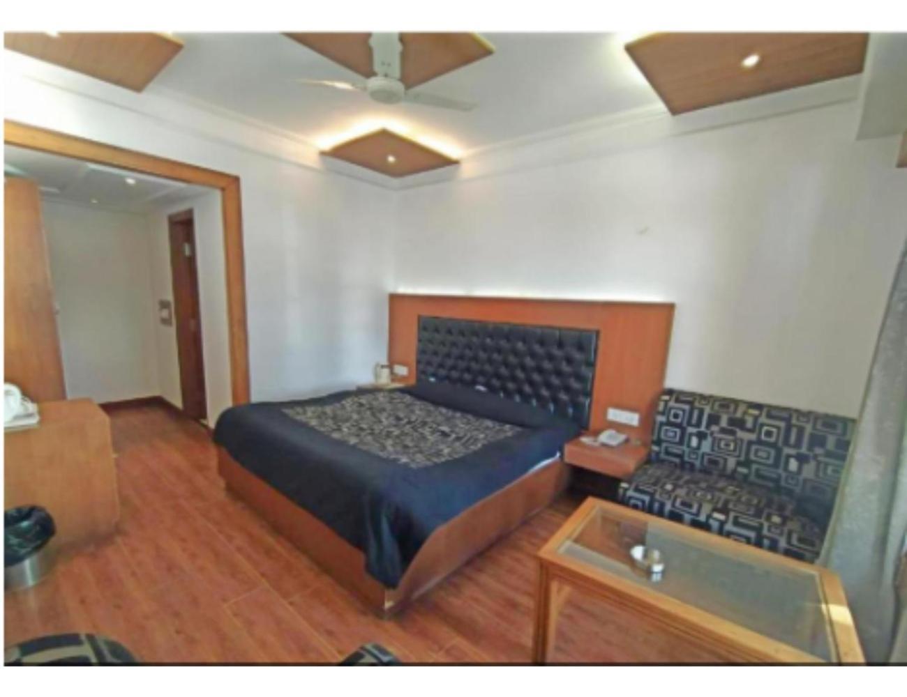 Hotel Horizon Near Picture Palace Bus Stand, Mussoorie Exteriör bild