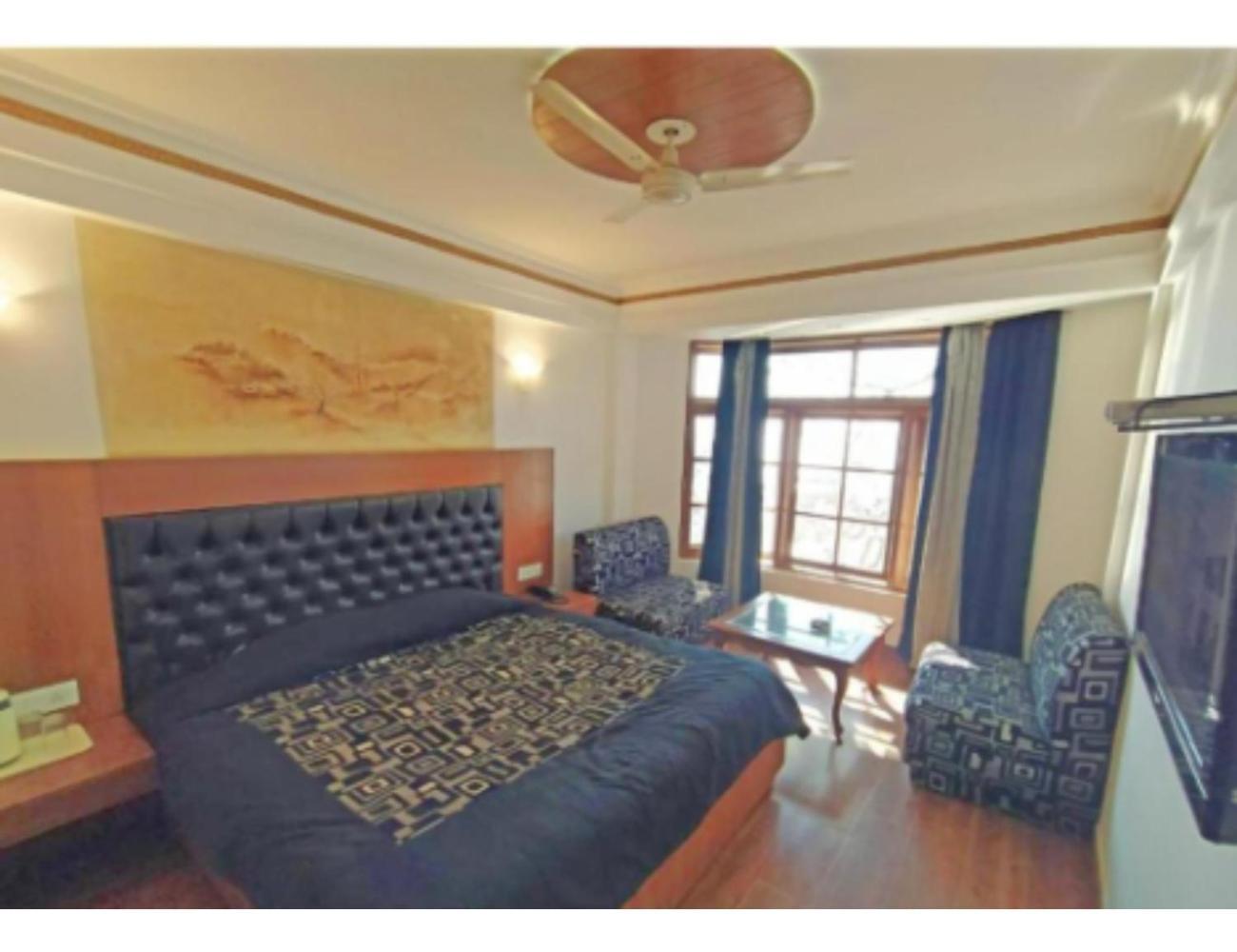 Hotel Horizon Near Picture Palace Bus Stand, Mussoorie Exteriör bild